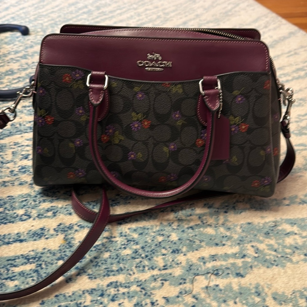 Coach Darcie Carryall Bag In Signature Canvas With Country Floral Print used